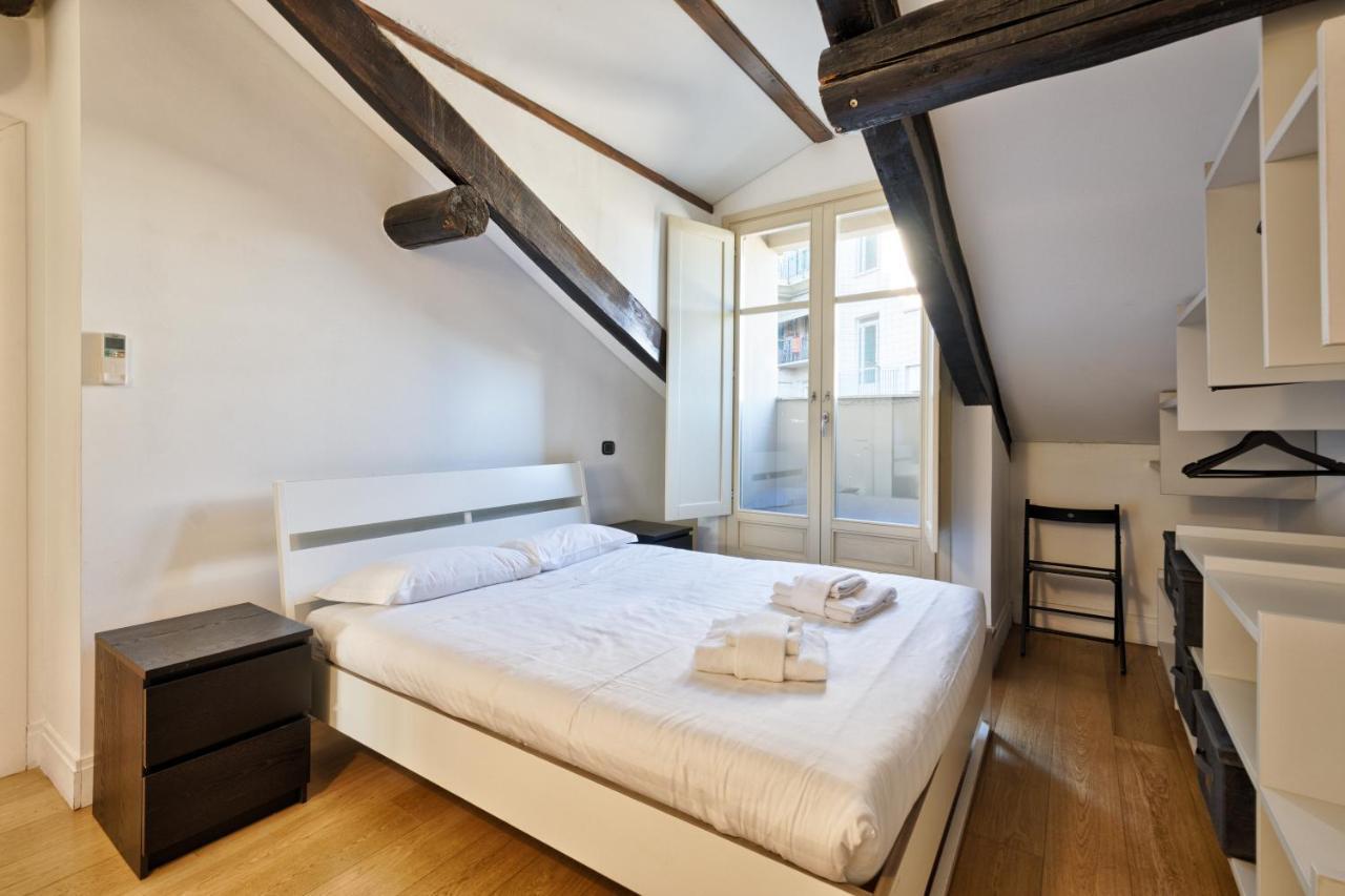 Stylish Apartment In The Heart Of Torino Exterior photo